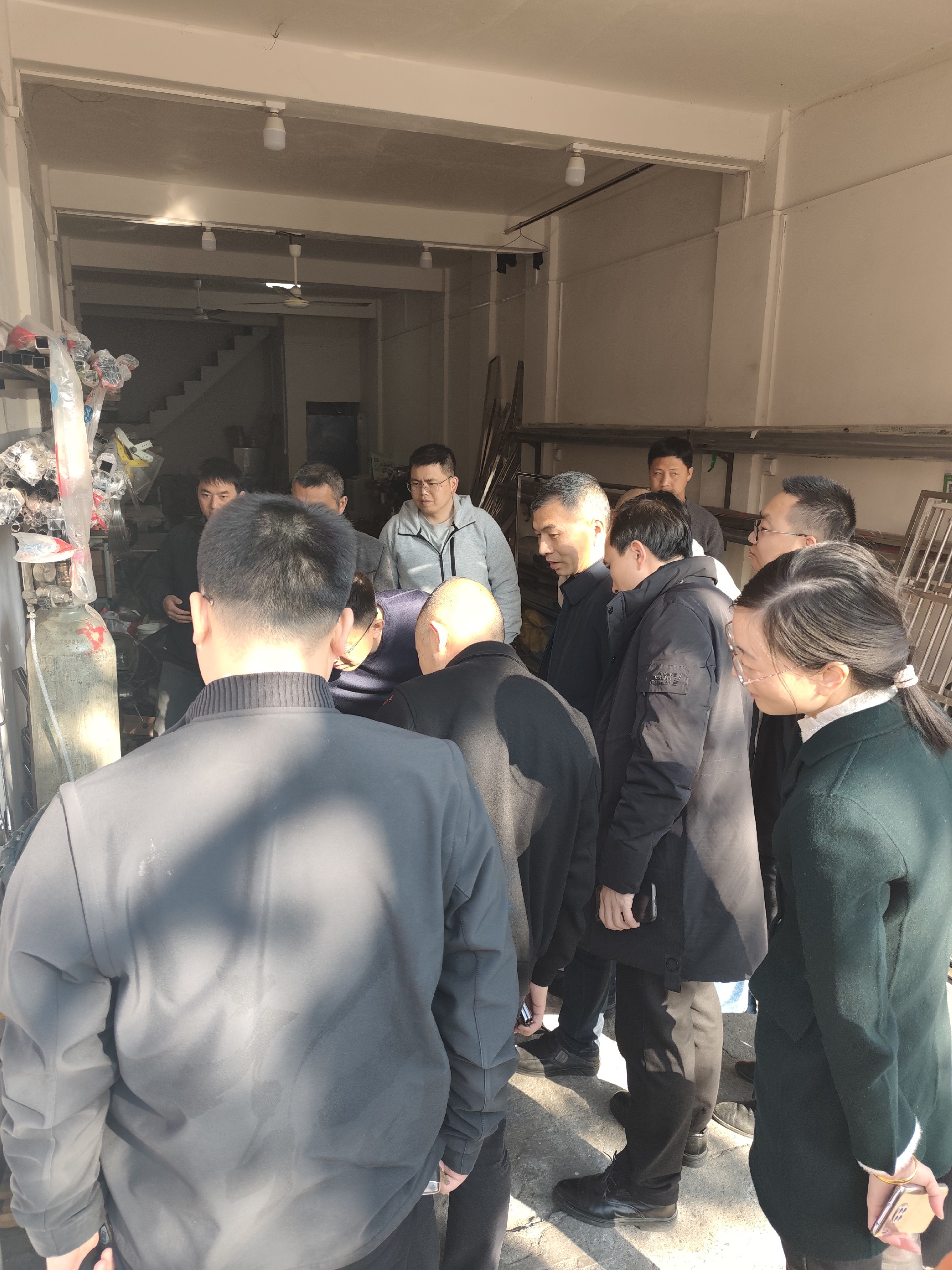 1742779213136541.jpg 4.jpg